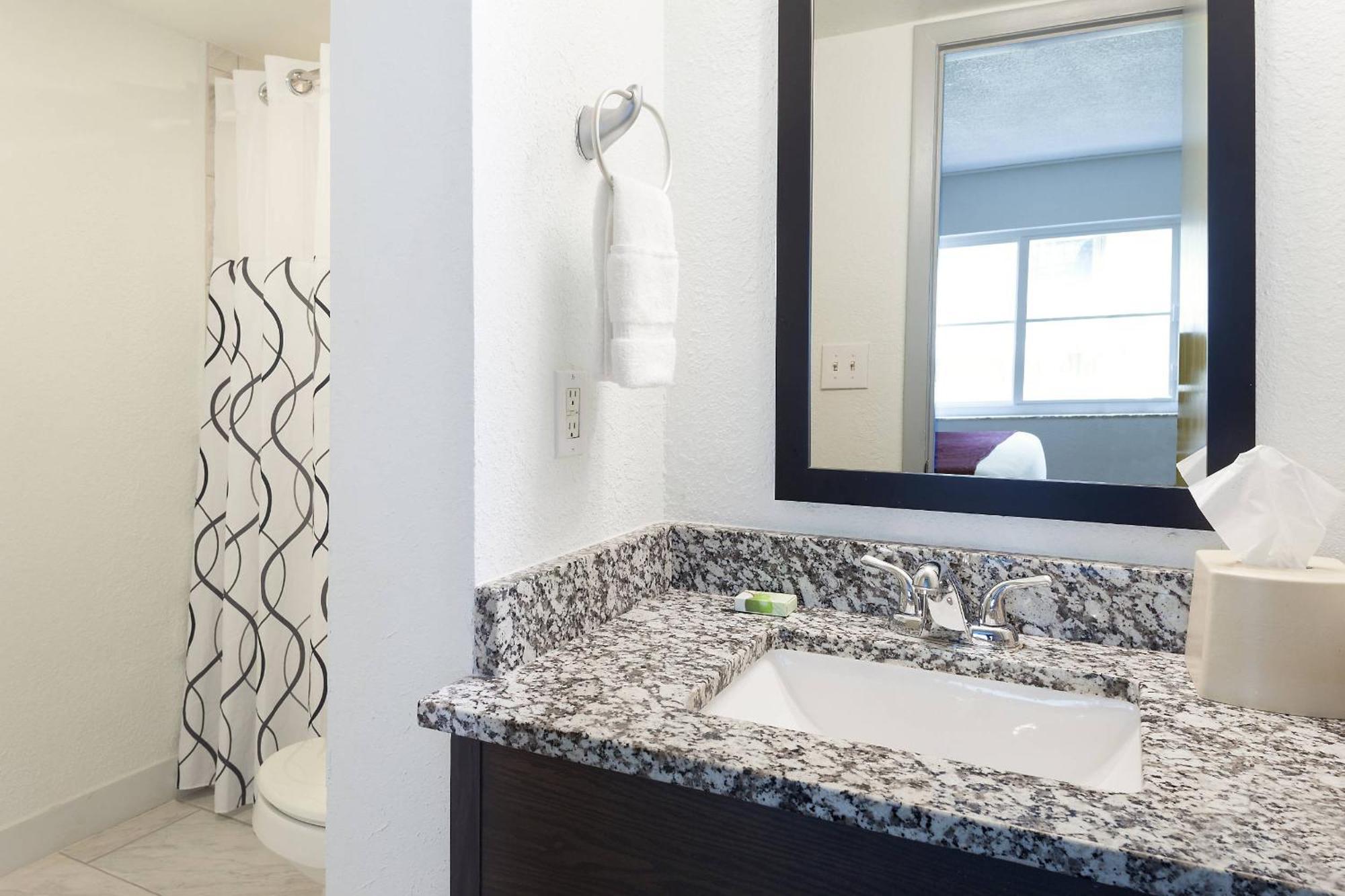 Solara Surfside Hotel Luaran gambar